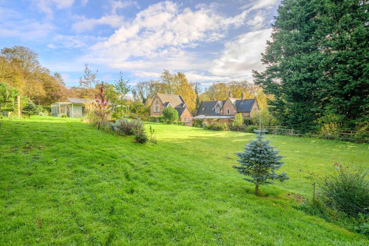 Country House With 7 Bedrooms And 3 Buildings Market Rasen Dış mekan fotoğraf