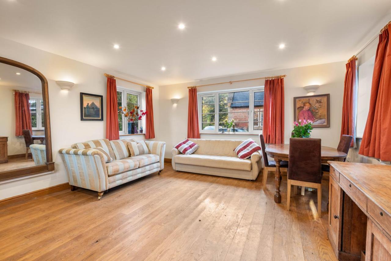 Country House With 7 Bedrooms And 3 Buildings Market Rasen Dış mekan fotoğraf