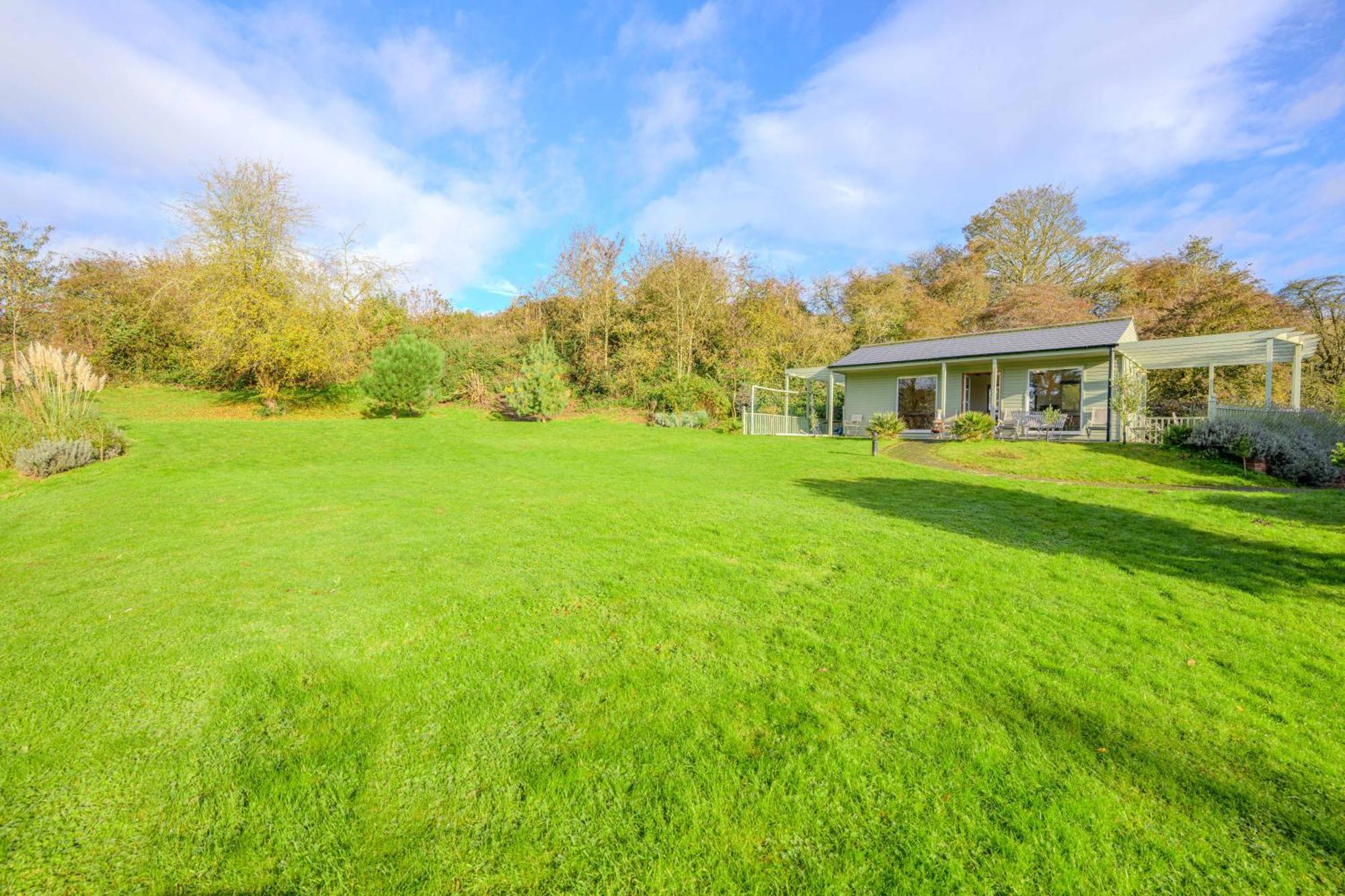 Country House With 7 Bedrooms And 3 Buildings Market Rasen Dış mekan fotoğraf